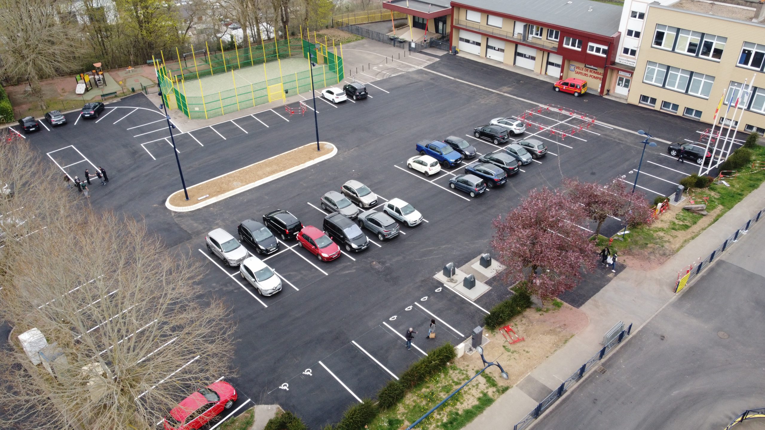 Rénovation de la Place de la République à Rombas - Nouveaux candélabres à LED